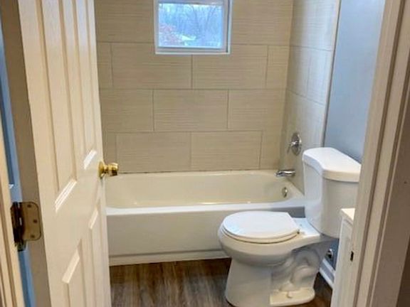 5th image of 6500 Hackel Dr APT 3