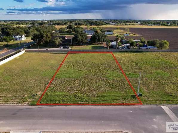 905 Daniel Ln, Weslaco, TX 78599