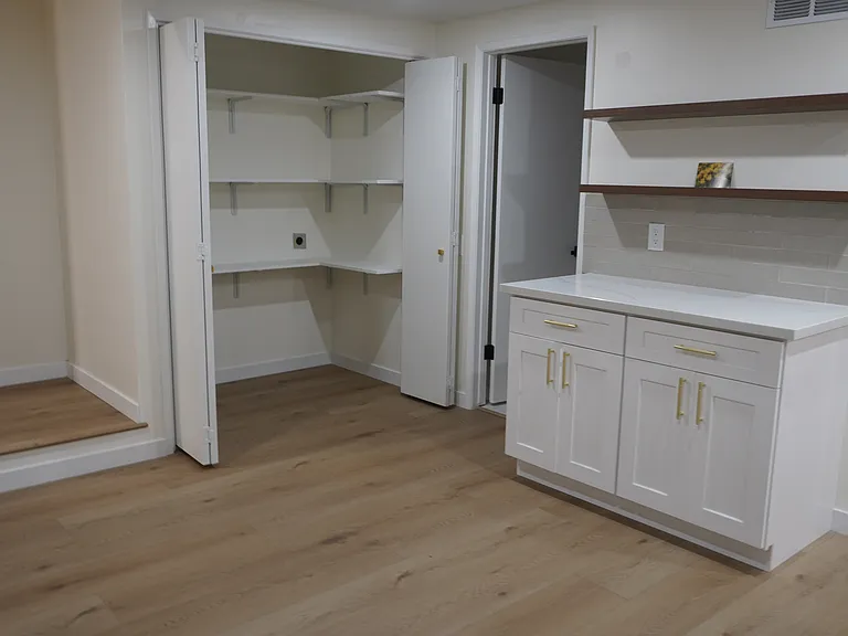 954 Harbor View Dr — Photo 7