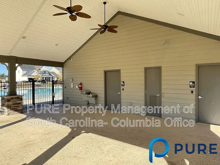 1433 Tamarind Ln — Photo 32