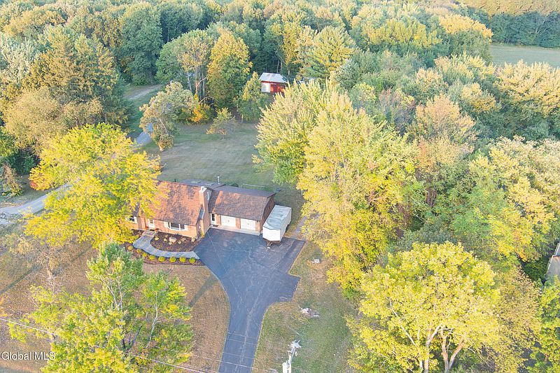 5th image of 203 Sugar Hill Road
