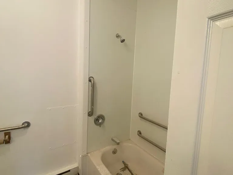 912 Park St — Photo 13