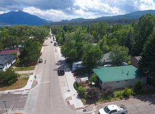 525 N 8th St, Carbondale, CO 81623