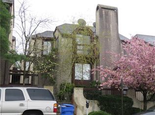 61 Smith St, Perth Amboy, NJ 08861