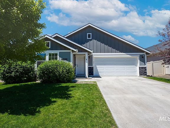 3rd image of 16899 N Cornwallis Way