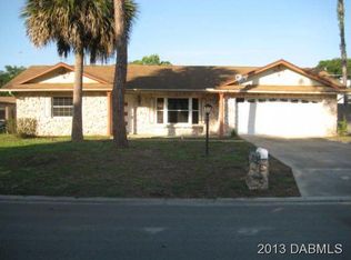 1105 Sunland Rd, Daytona Beach, FL 32114