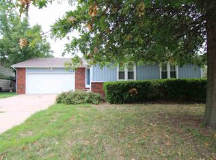 705 N Shefford Ct, Wichita, KS 67212