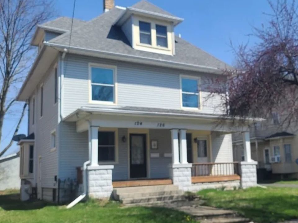 1st image of 124 Laquineo St