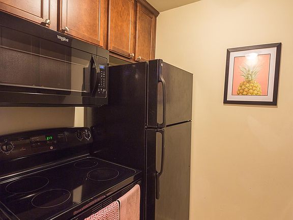 5th image of 125 Forest Ave APT 3005