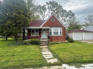 9030 Plainview Ave, Detroit, MI 48228