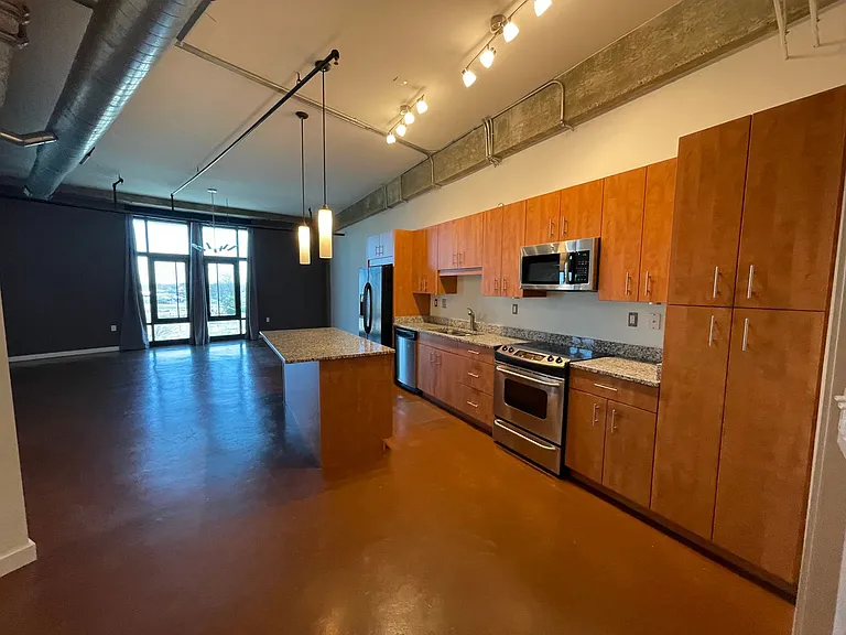 415 Saint Pauls Blvd #402 — Photo 16