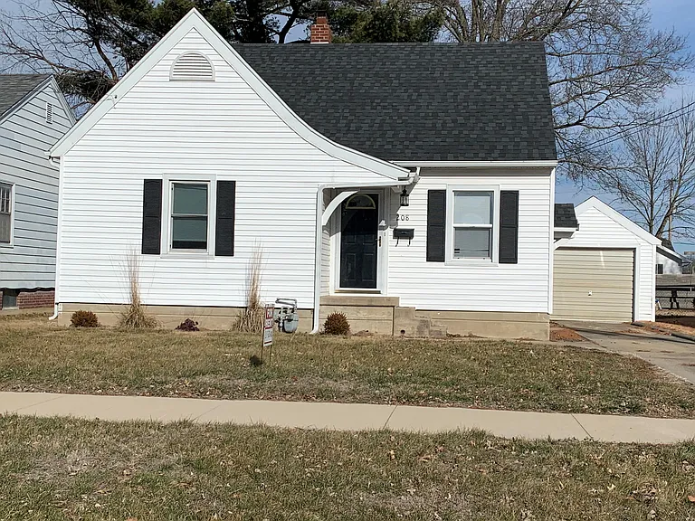 208 Wernsing Ave — Photo 1