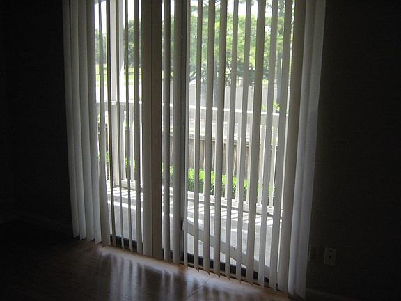 4th image of 2120 El Paseo St APT 2408