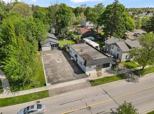 61 Queen St, Fort Erie, ON L2A 1T7