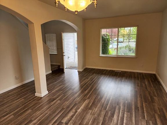 2nd image of 15338 104th Way SE