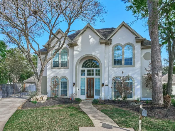 19903 Forest Dr, Spring, TX 77388