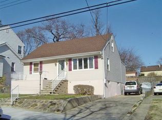 12 Henry St, Sayreville, NJ 08872