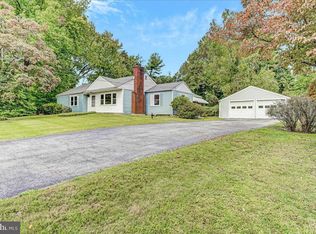 1601 Ivy Ln, West Chester, PA 19380