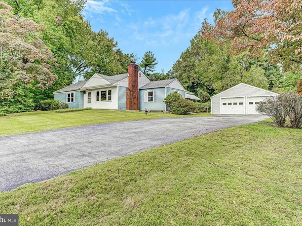 1601 Ivy Ln, West Chester, PA 19380