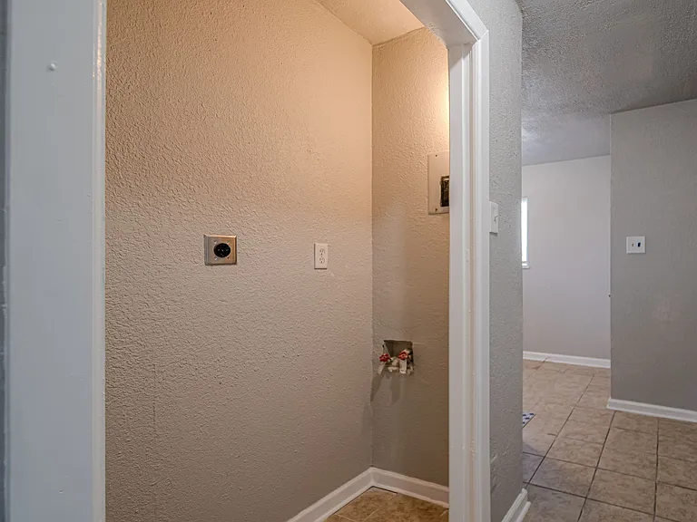 2323 Arbor Pl #2 — Photo 21