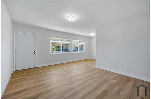 1511 Corinth Ave Photo 1