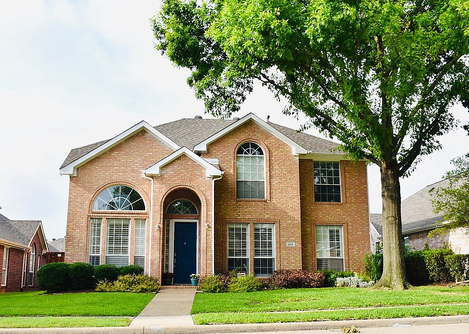 1st image of 484 Crestview Point Dr