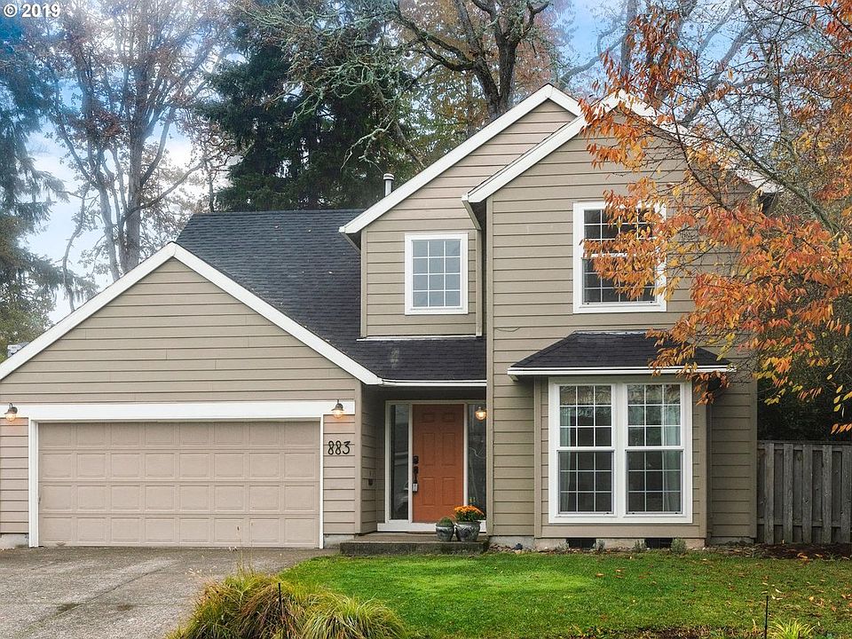 1st image of 883 NE Eaglenest Ct