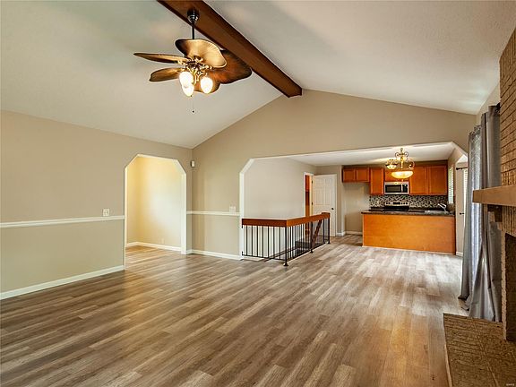 4th image of 919 Justice Ct