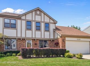 2129 Primrose Ln, Schaumburg, IL 60194
