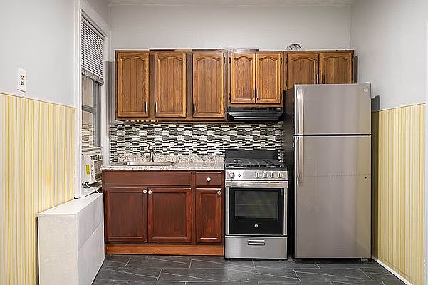 1st image of 41-16 25th Ave #2