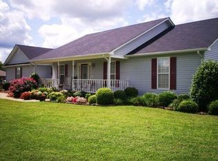 17 Delana Ave, Lawrenceburg, TN 38464