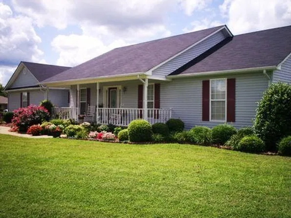 17 Delana Ave, Lawrenceburg, TN 38464