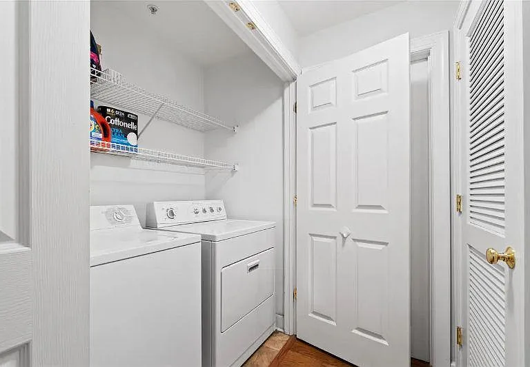 718 Trade St #301 — Photo 14