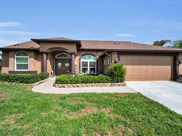 7951 Roundelay Dr, New Port Richey, FL 34654