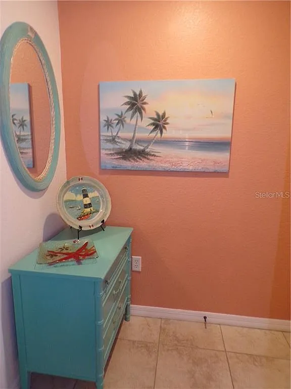 2 bed, 2.0 bath, 1385 sqft, $1,700 — Photo 2