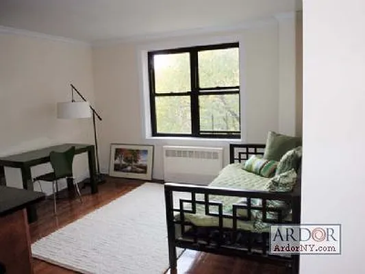 Sold by ArdorNY | media 8