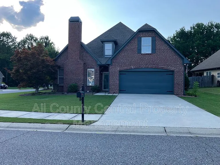 1001 Aronimink Dr — Photo 3
