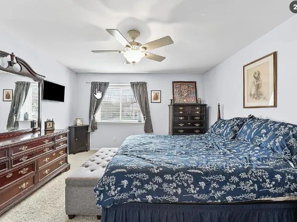 400 N Richmond St Unit 328, Appleton, WI 54911