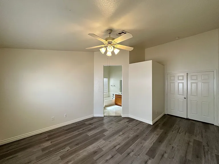 9450 Hanta Ave — Photo 14