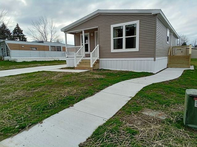 1st image of 99 E Canyon Dr #29