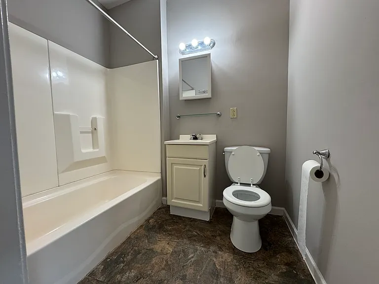 164-2B Babcock St #B2 — Photo 13