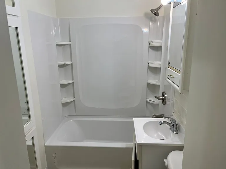 7003 Elmwood Ave #1 — Photo 11