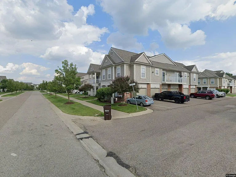 10102 W Midway Ct #101 — Photo 4