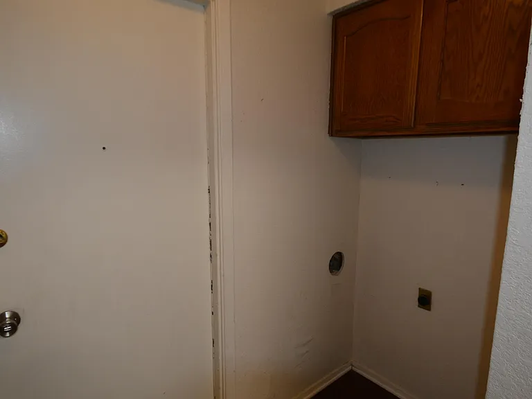 606 Starlinda Ct #B — Photo 5