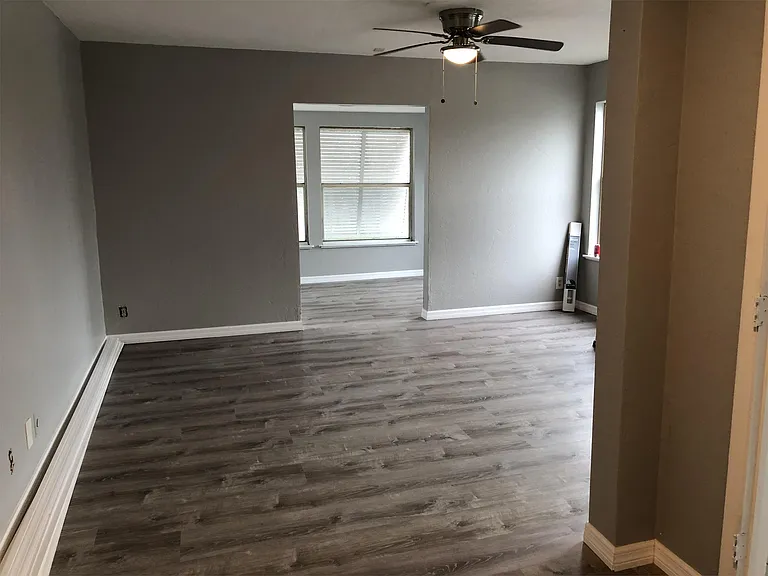107 Washington St #7 — Photo 11