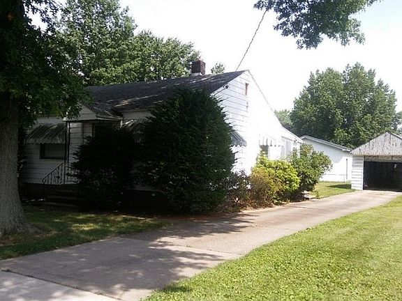 3rd image of 45 W Linwood Ave