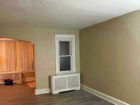 3rd image of 5141 Pennway St