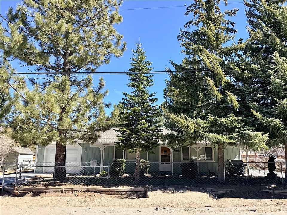 1st image of 829 W Country Club Blvd