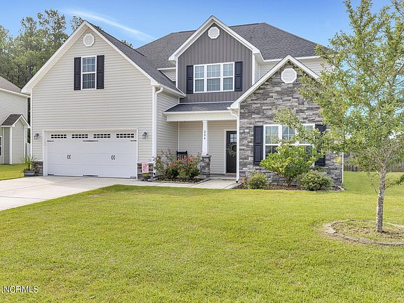 2nd image of 204 Wood House Drive