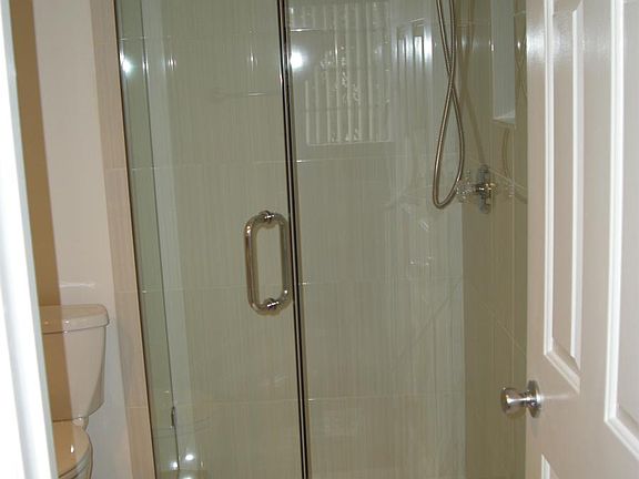 4th image of 451 Hawthorne St APT 306